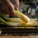 « C’est un marqueur de la cuisine française » : les conseils d’un chef pour bien cuisiner le poireau